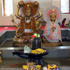 Puja at Mahamrityunjaya Temple Varanasi 