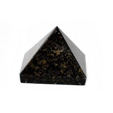 Pyramid in black tourmaline - 48 - gms